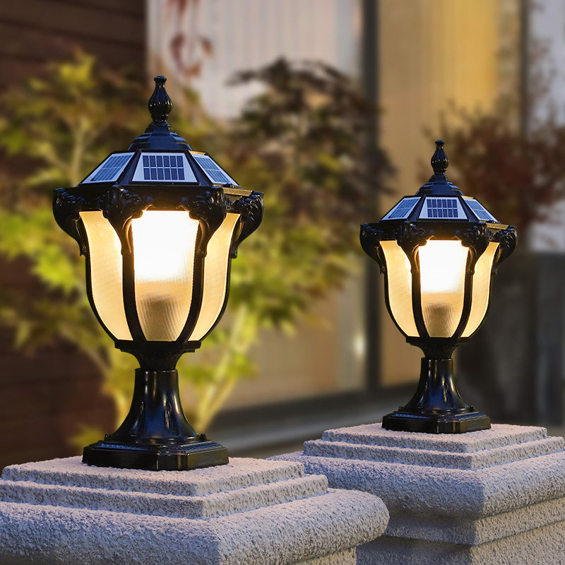 Nordic Style Aluminum Outdoor Light Solar Energy Pillar Lamp for Outdoor