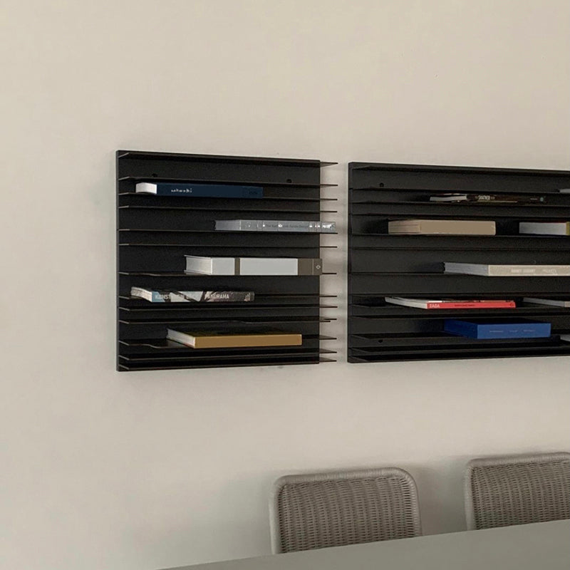 Industrial Closed Back Bookcase Floating Metal Bookshelf with Shelves