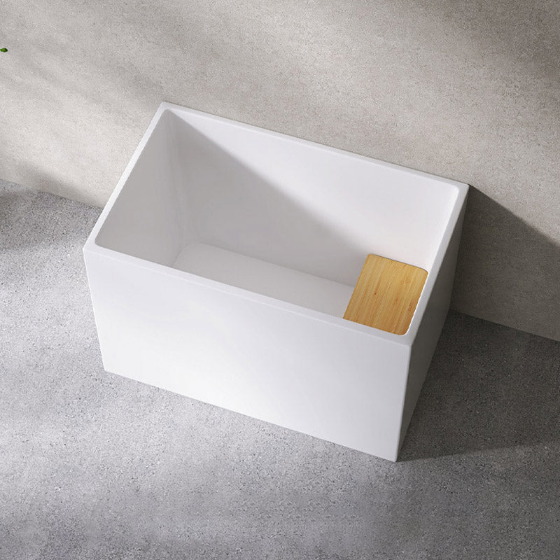 Modern Style Freestanding Bath Tub Rectangular Acrylic Soaking Bathtub in White