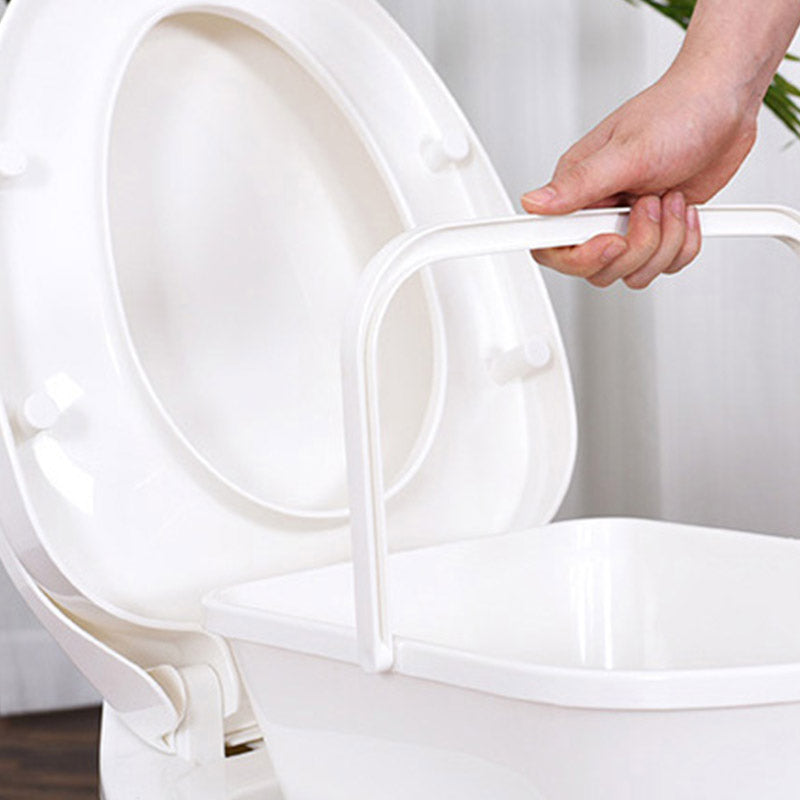 Modern Plastic Toilet Floor Mounted Toilet Bowl with Slow Close Seat for Washroom
