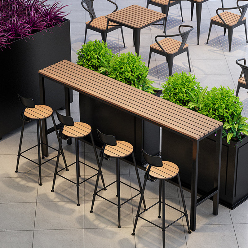 Manufactured Wood Bar Table Black Legs and Metal Base Bar Table