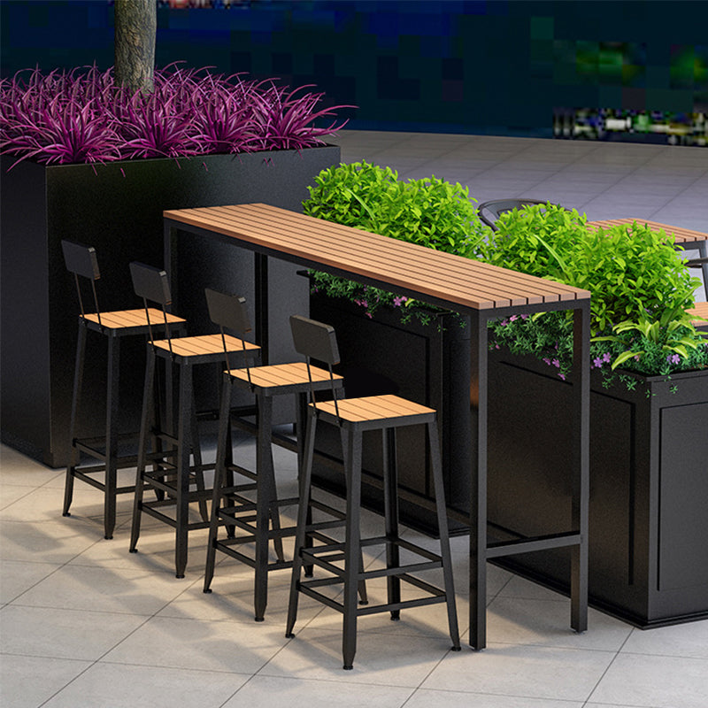 Manufactured Wood Bar Table Black Legs and Metal Base Bar Table