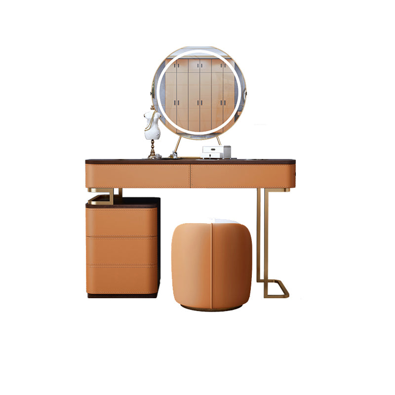 Glam 5-drawer Wooden Vanity Table 17.72" H Dressing Table with Gold Base