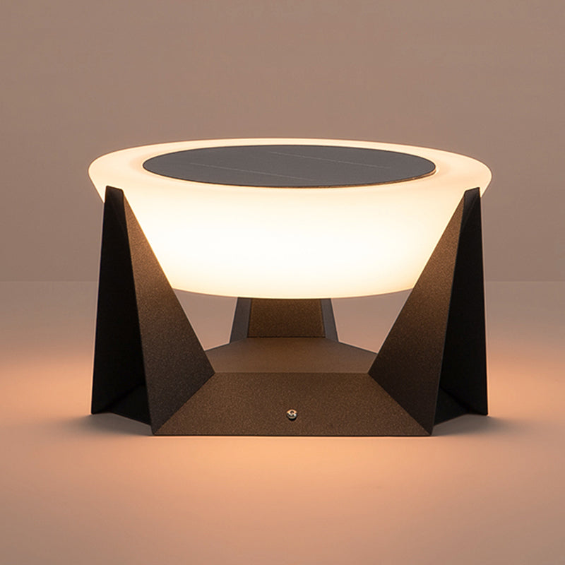 Modern Simple Metal Pillar Lamp Circle Shape Solar Energy Pillar Light for Outdoor
