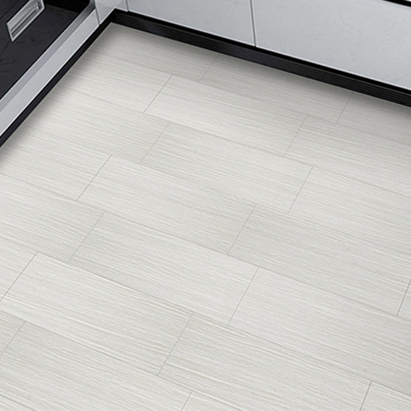 Classic Style Vinyl Flooring Peel and Stick Vinyl Flooring with Wood Look