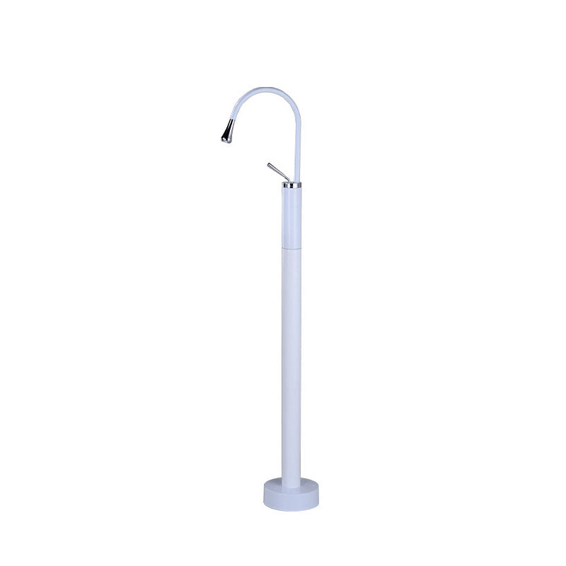 Modern Floor Mounted Single Handle Freestanding Tub Filler Metal Freestanding Faucet