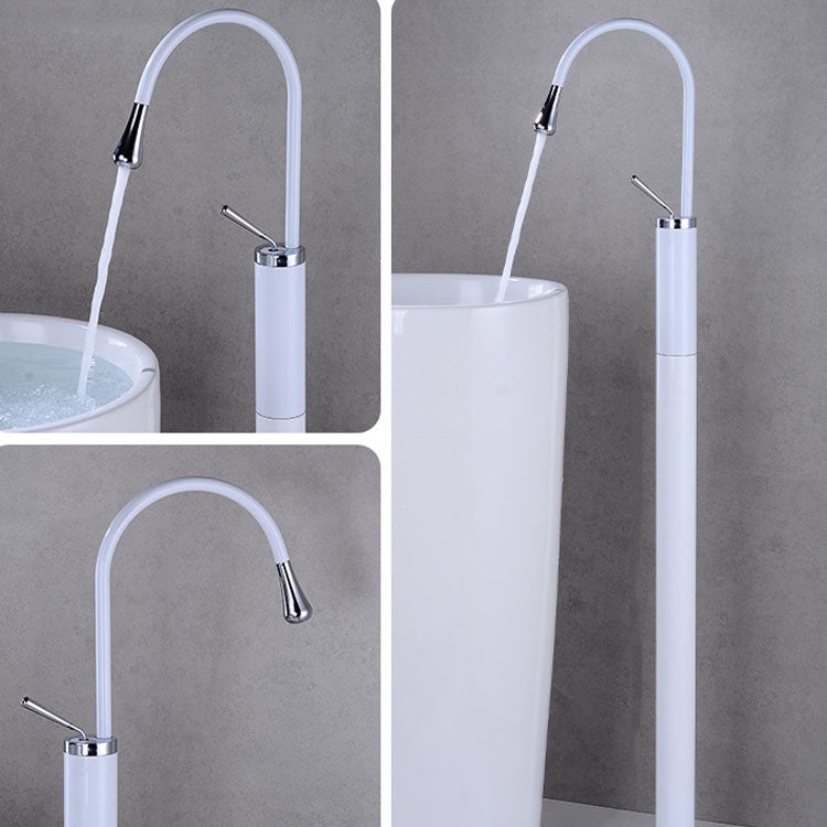 Modern Floor Mounted Single Handle Freestanding Tub Filler Metal Freestanding Faucet
