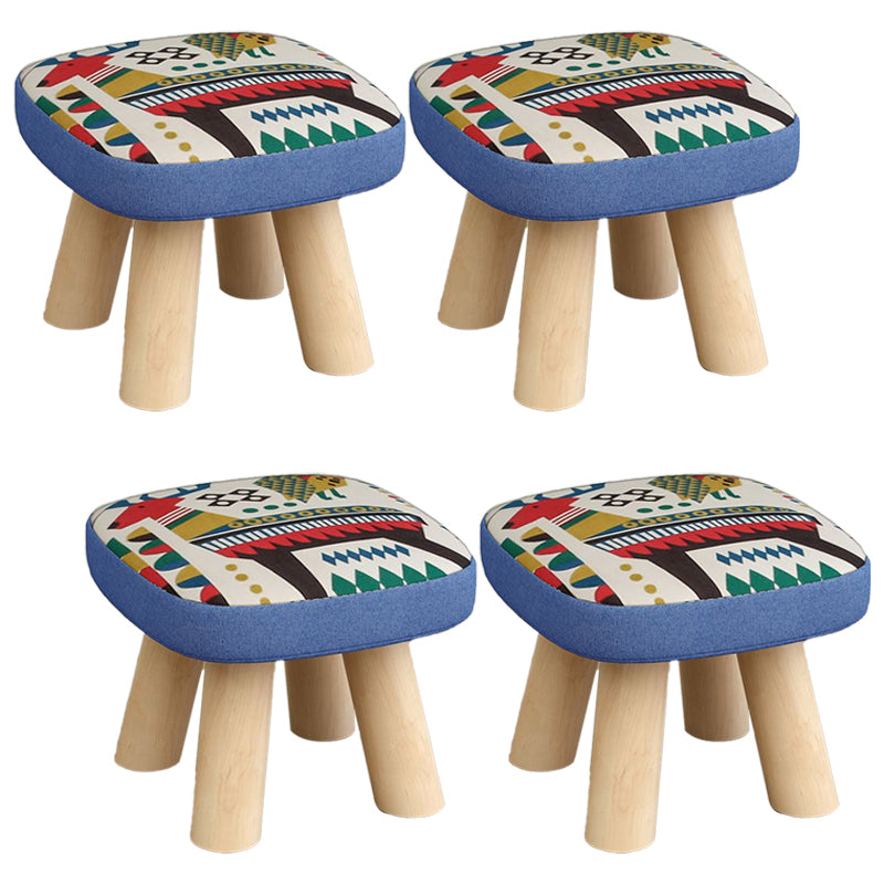 Modern Wooden Standard Trea Resistant Solid Color Indoor Standard