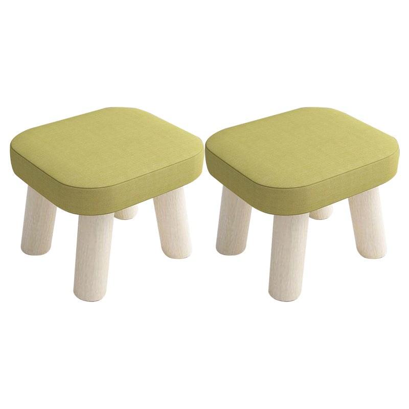 Modern Wooden Standard Trea Resistant Solid Color Indoor Standard