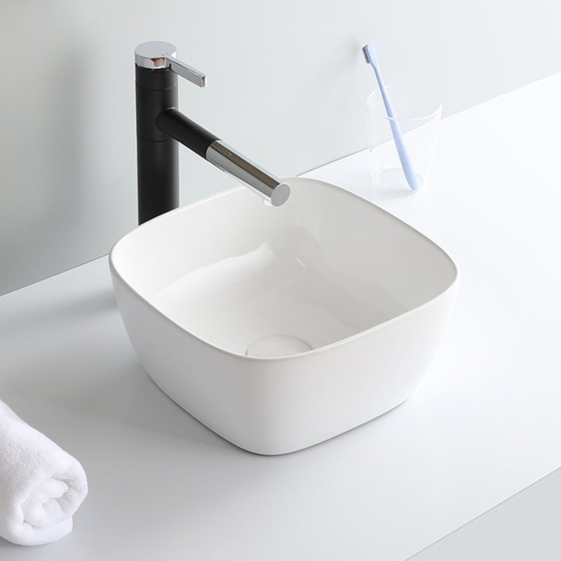 Classic Style Bathroom Sink Stainless Steel Bathroom Sink with Drain Strainer Kit