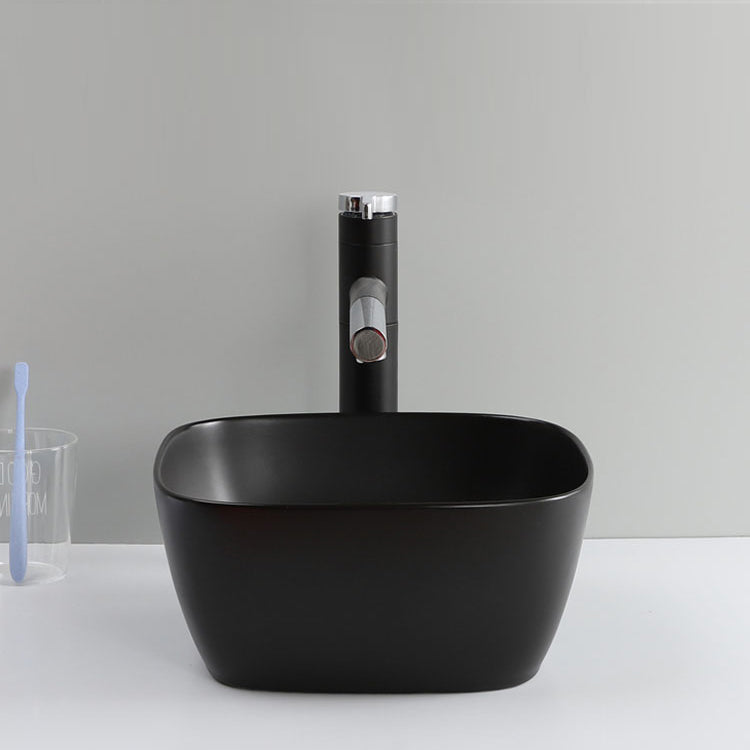 Classic Style Bathroom Sink Stainless Steel Bathroom Sink with Drain Strainer Kit