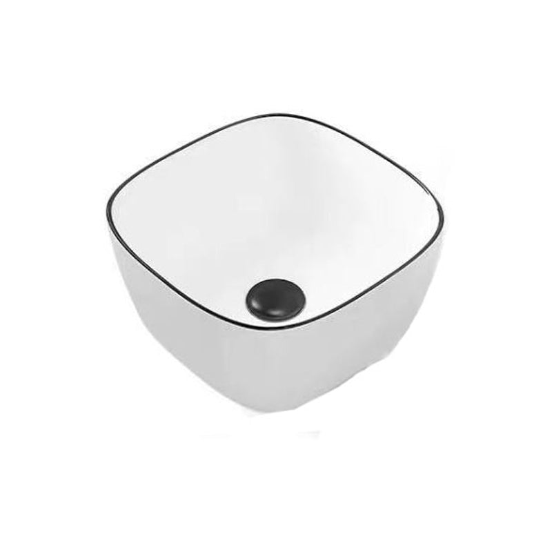 Classic Style Bathroom Sink Stainless Steel Bathroom Sink with Drain Strainer Kit