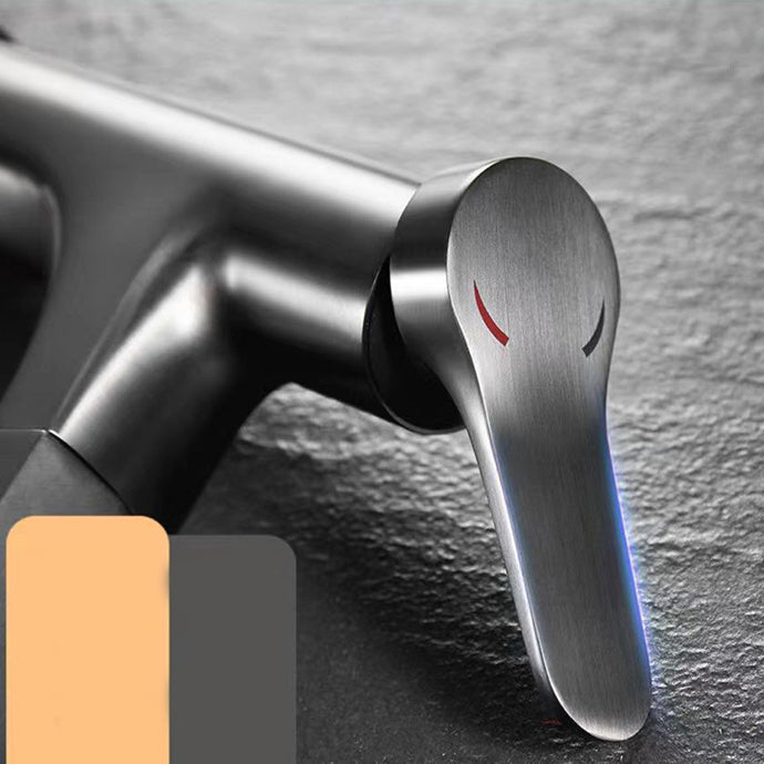 Basic Sink Faucet Brass Faucet Silver Centerset Lavatory Faucet