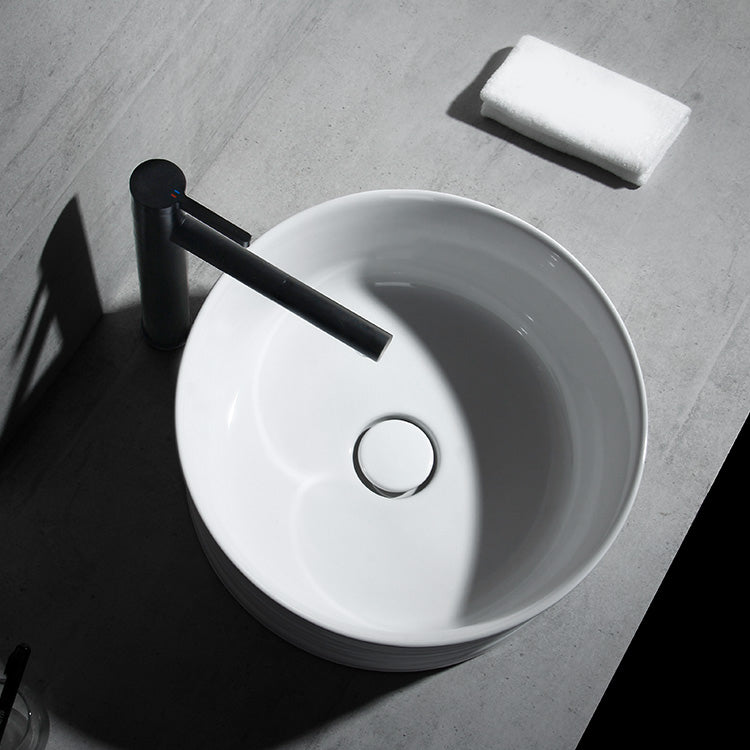 Modern Vessel Bathroom Sink Circular Porcelain with Pop-Up Drain Vessel Sink