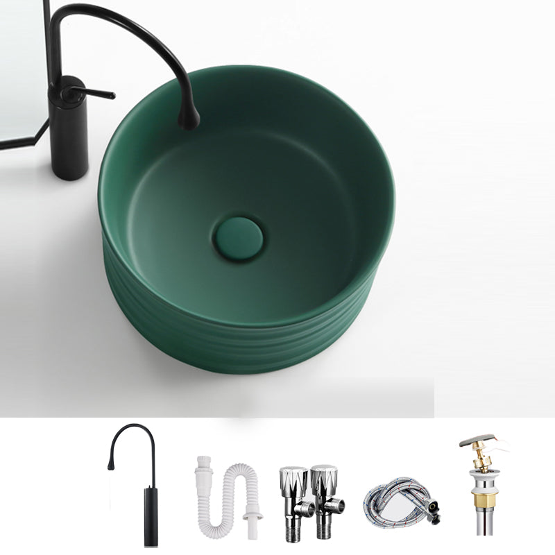 Modern Vessel Bathroom Sink Circular Porcelain with Pop-Up Drain Vessel Sink