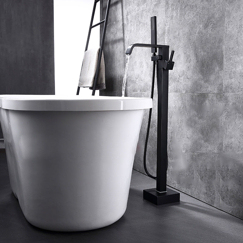 Floor Mounted Metal Freestanding Tub Filler Swivel Freestanding Faucet with Spray Gun
