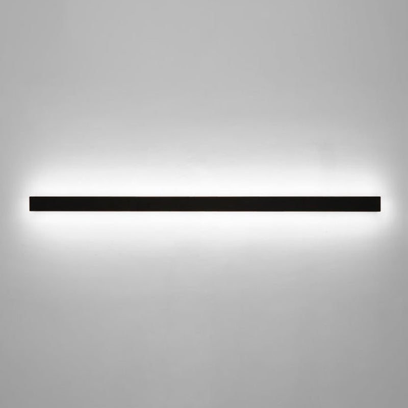 Linear Shape Wall Mount Lamp Modern Style Metal Sconce Lamp in Black for Exterior Wall