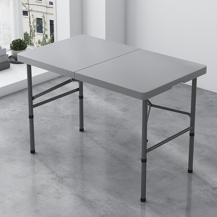 Industrial Plastic Foldable Dining Table Rectangle Water Resistant Table