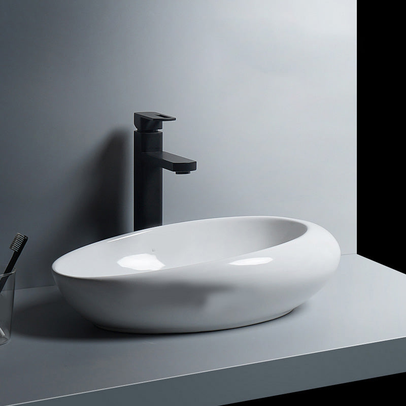 Modern Bathroom Sink Porcelain Oval-Shape Vessel Bathroom Sink with Pop-Up Drain