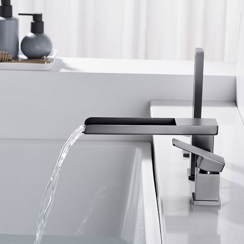 Modern Deck Mounted Copper Roman Tub Faucet Low Arc Tub Faucet Set