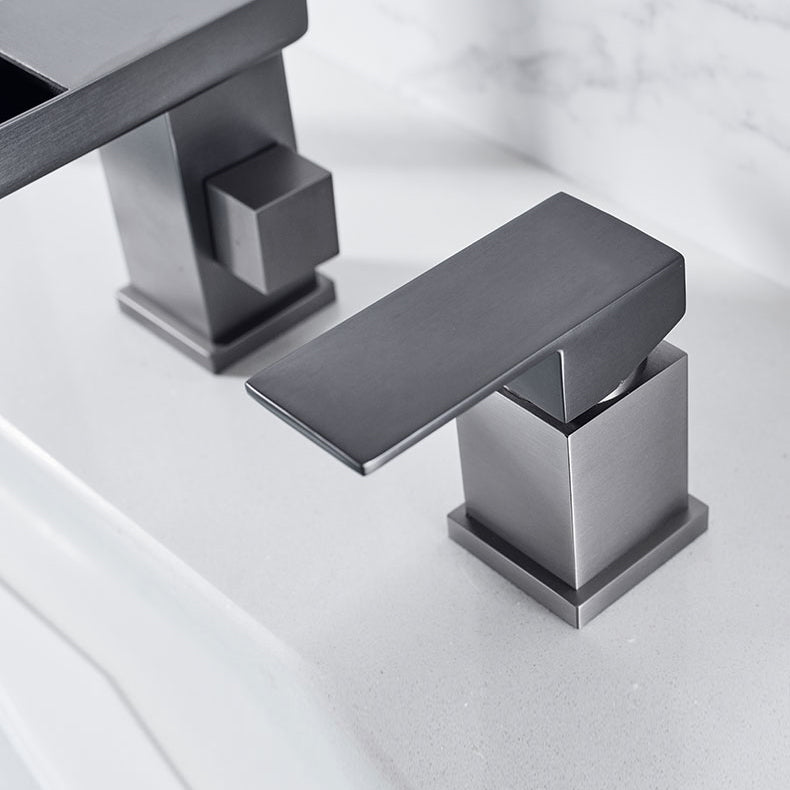 Modern Deck Mounted Copper Roman Tub Faucet Low Arc Tub Faucet Set