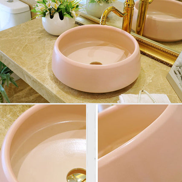 Traditional Bathroom Sink Porcelain Round Vessel Sink with Pop-Up Drain