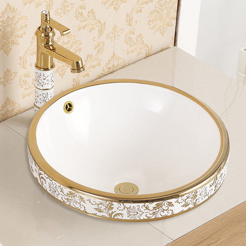 Traditional Bathroom Sink Porcelain Oval-Shape Vessel Bathroom Sink with Pop-Up Drain