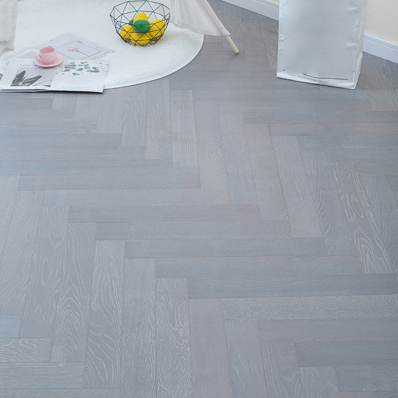 Retro Wooden Laminate Flooring Fade Resistant Click Lock Laminate Floor
