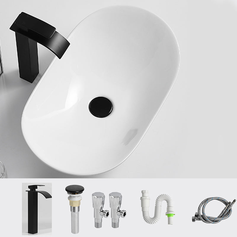 Luxury Bathroom Sink Ceramic Oval White Basin Drain Assembly Bathroom Sink