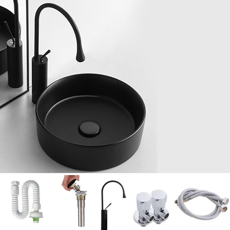 Bathroom Sink Oval Ceramic Basin Bathroom Sink with Drain Assembly