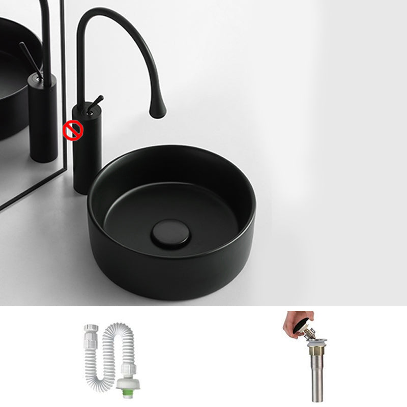 Bathroom Sink Oval Ceramic Basin Bathroom Sink with Drain Assembly