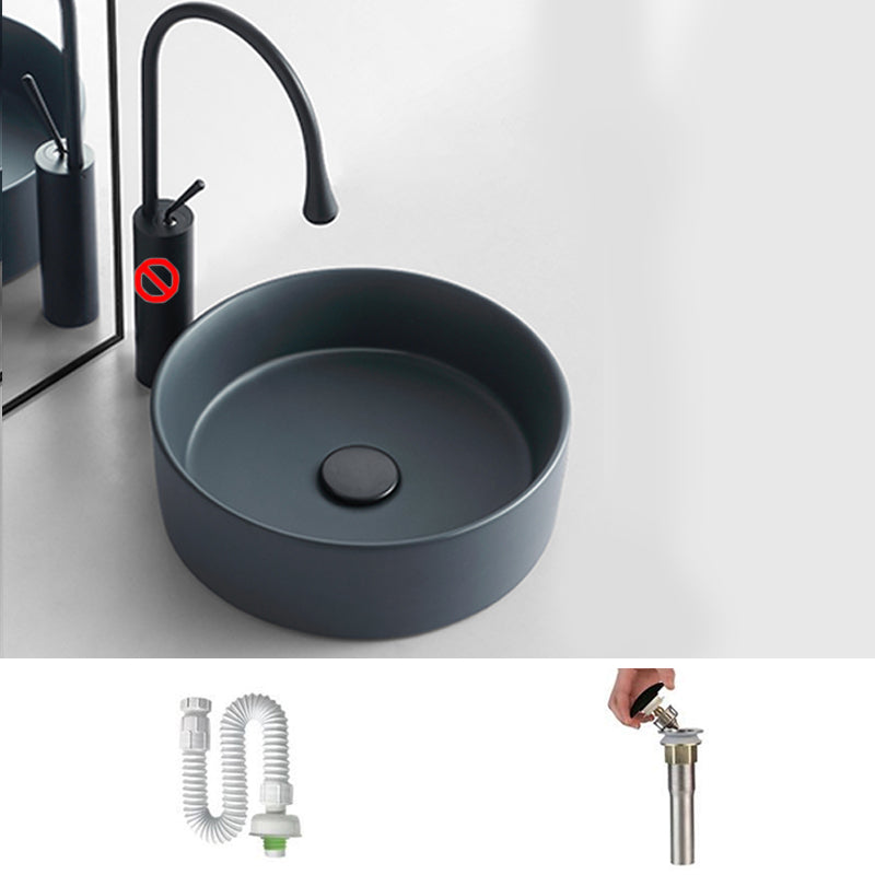 Bathroom Sink Oval Ceramic Basin Bathroom Sink with Drain Assembly