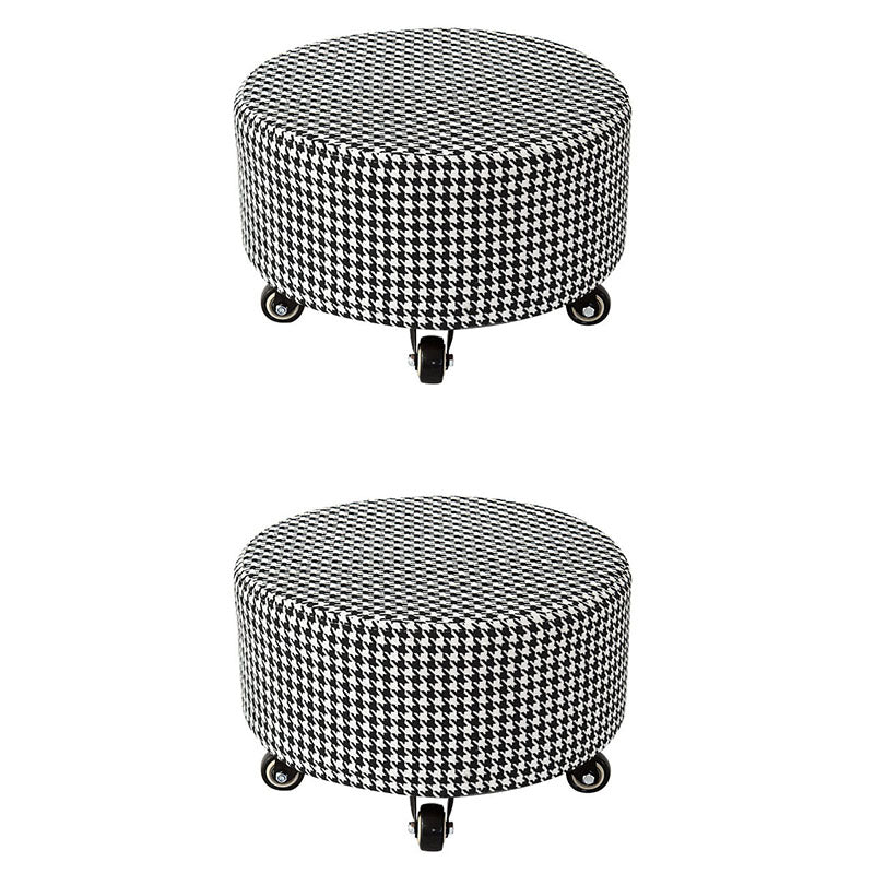 Cotton Blend Ottoman Houndstooth Pattern Fade Resistant Round Ottoman with Wheels