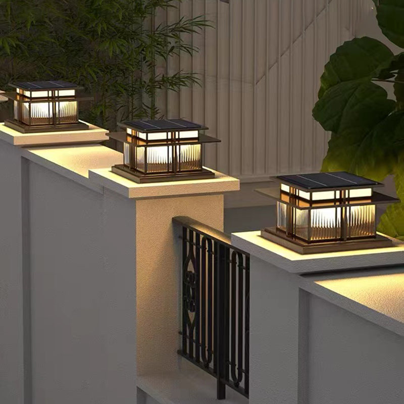 Modern Simple Metal Outdoor Light Square Shape Solar Energy Pillar Lamp for Courtyard
