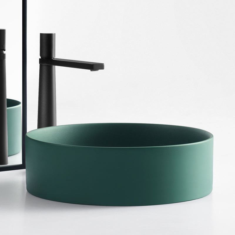 Modern Vessel Bathroom Sink Round Porcelain with Pop-Up Drain Basin Sink