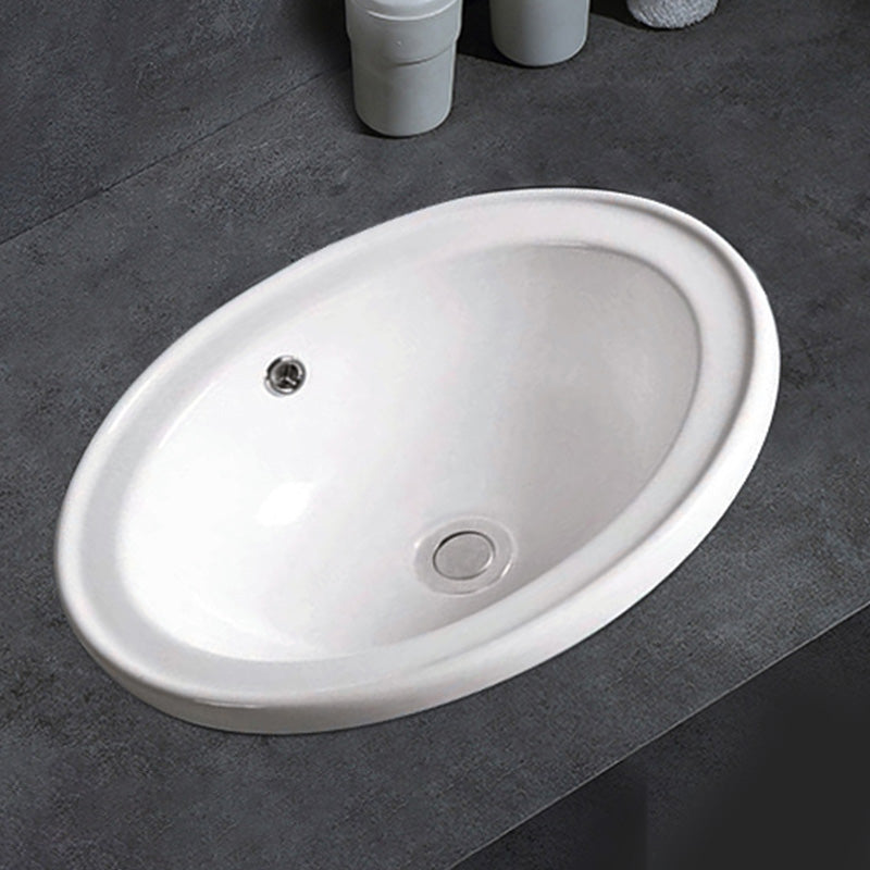 Contemporary Bathroom Sink Porcelain Oval-Shape Drop-in Bathroom Sink without Faucet