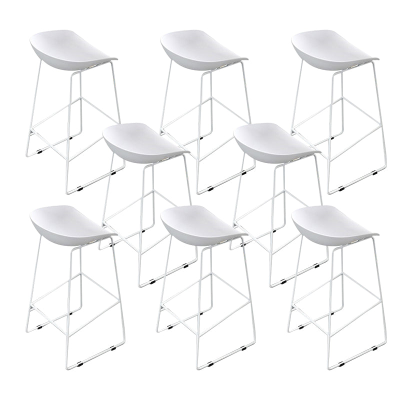 Contemporary Plastic Bar Stool Armless Dining Stool with Footrest