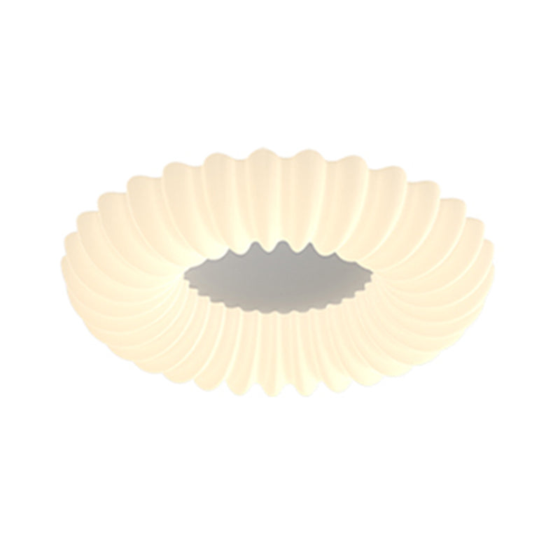 LED Modern Metal Flush Mount Circle Shape Ceiling Lamp with Plastic Shade for Living Room
