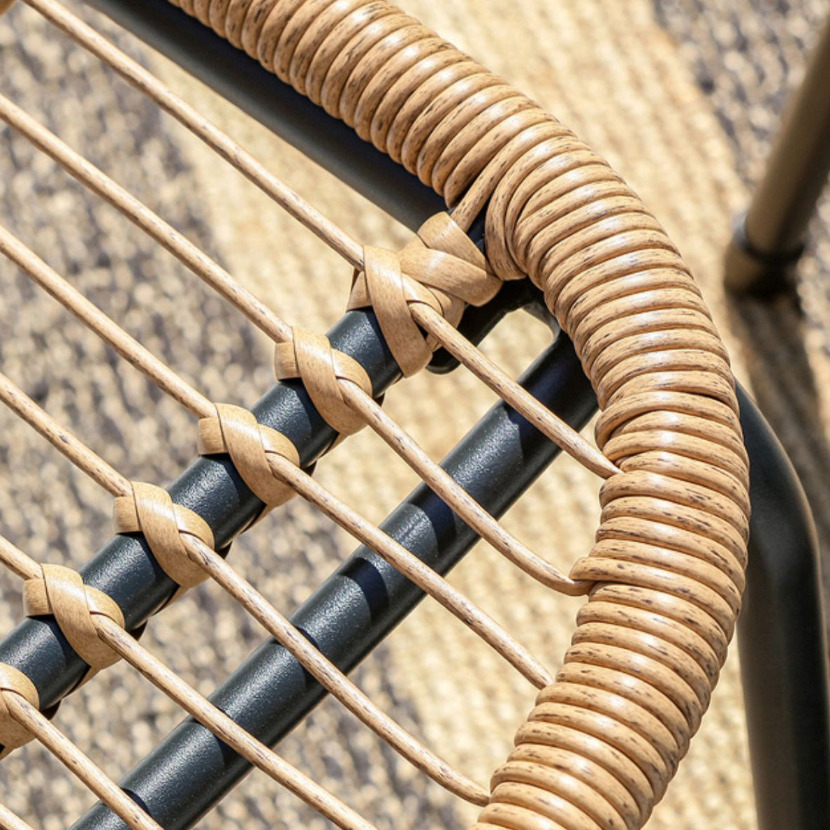 Modern Style Bistro Set Wicker Round 2/3 Pieces Bistro Table Set