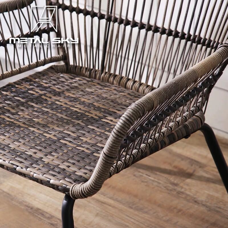 Modern Style Bistro Table Set Wicker 1/3 Pieces Bistro Set with Toss Pillow