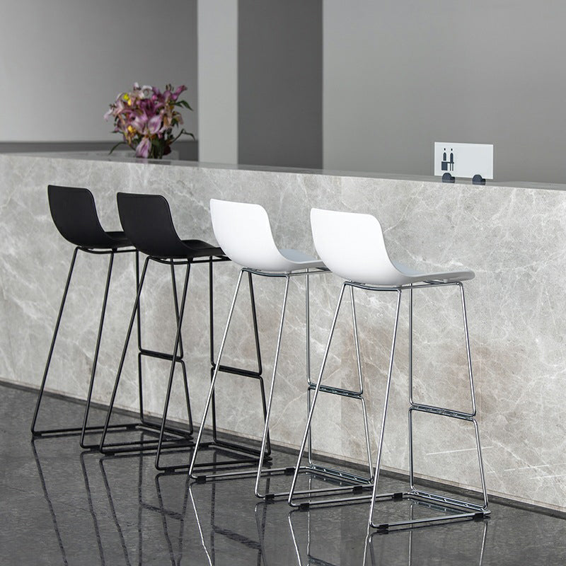 Contemporary Plastic Dining Stools Armless Bar Stools with Metal Base