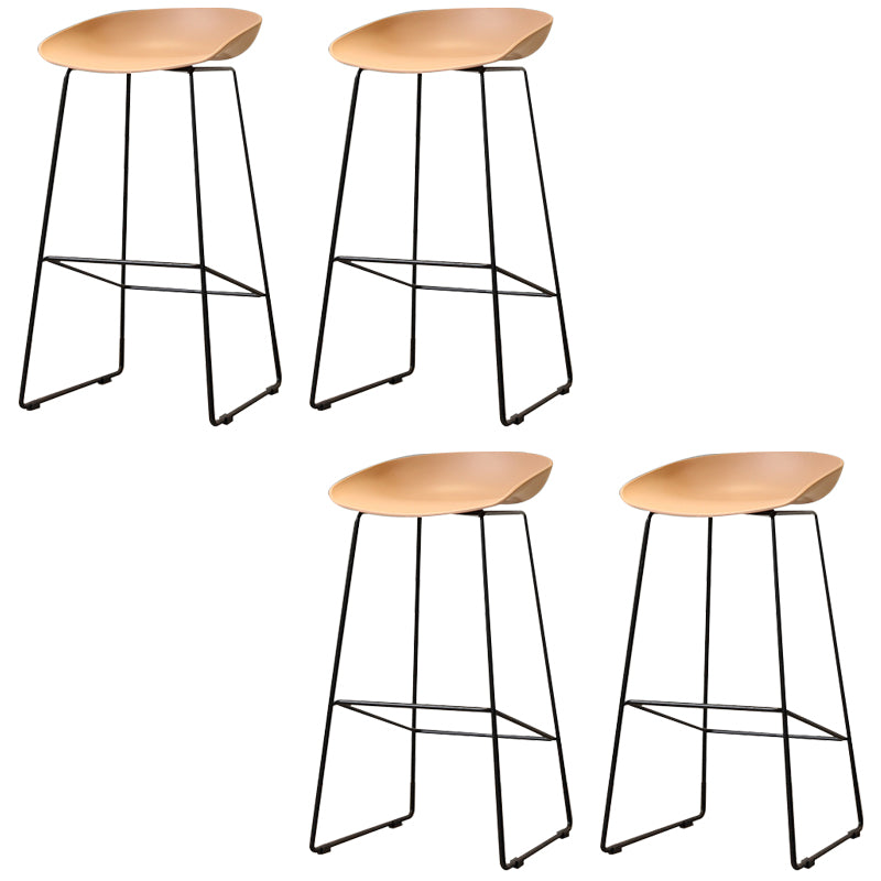 Contemporary Plastic Dining Stools Armless Bar Stools with Footrest