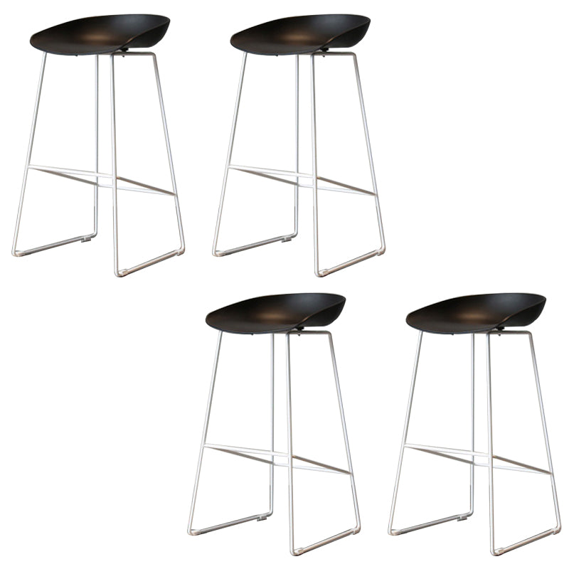 Contemporary Plastic Dining Stools Armless Bar Stools with Footrest