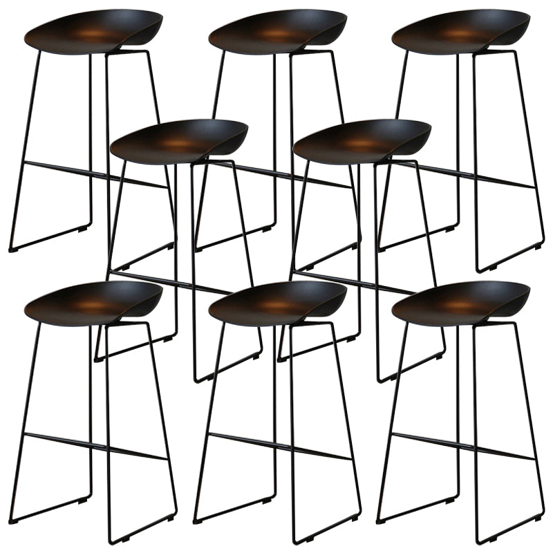 Contemporary Plastic Dining Stools Armless Bar Stools with Footrest