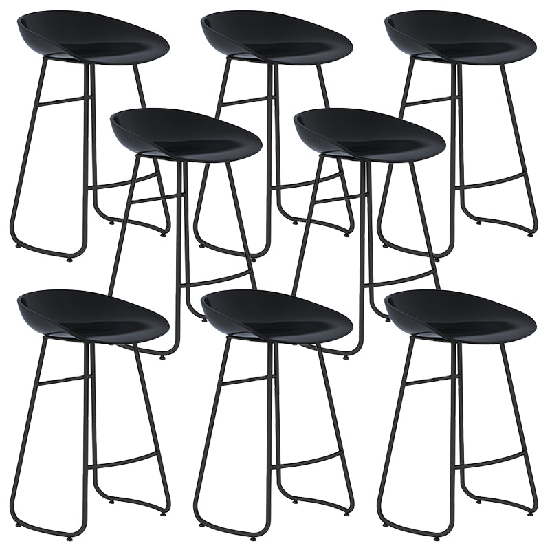 Industrial Armless Bar Stool Plastic Dining Stool with Metal Base