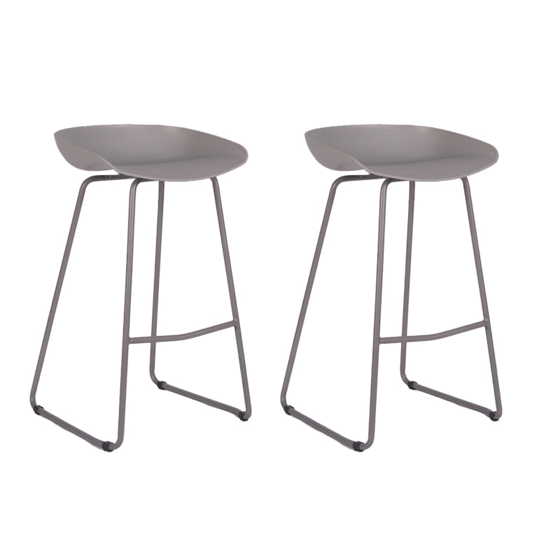 Contemporary Plastic Bar Stool Armless Dining Stool with Metal Base