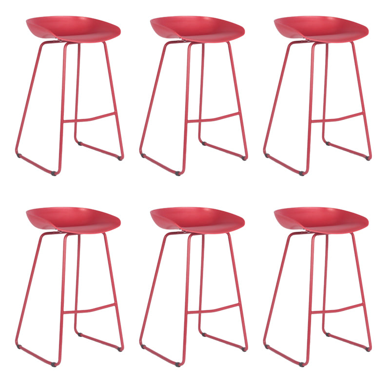 Contemporary Plastic Bar Stool Armless Dining Stool with Metal Base