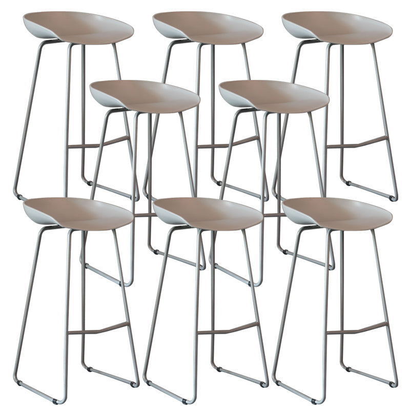 Contemporary Plastic Bar Stool Armless Dining Stool with Metal Base