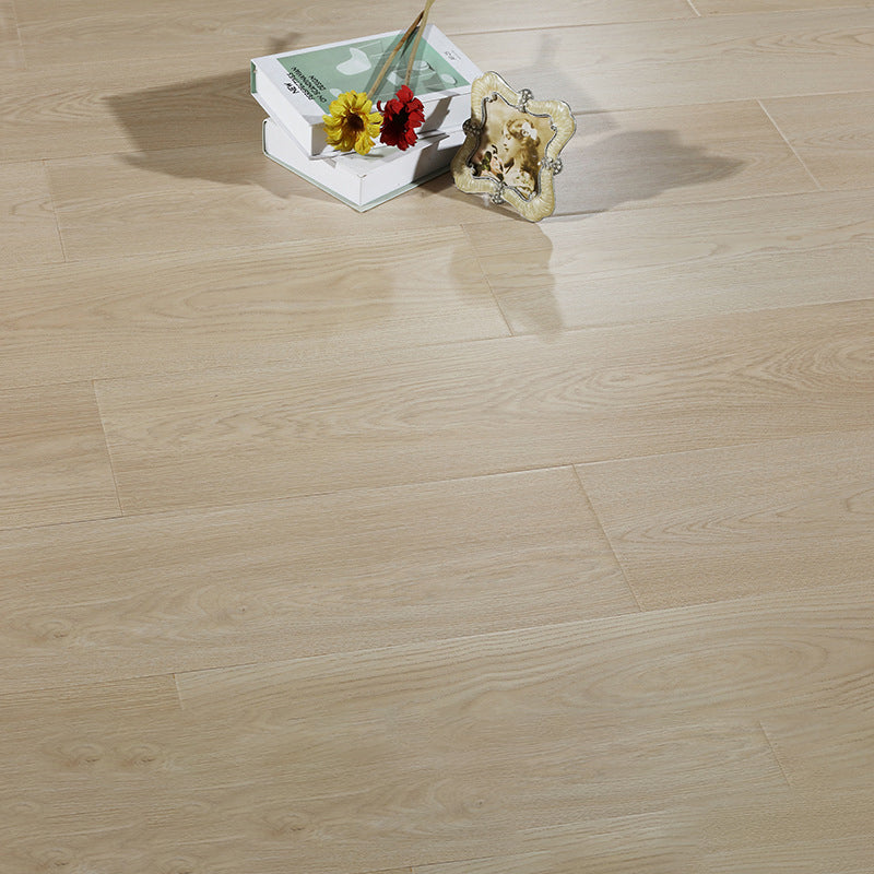 Maple Modern Laminate Flooring Click Lock Stain Resistant Laminate Plank Flooring