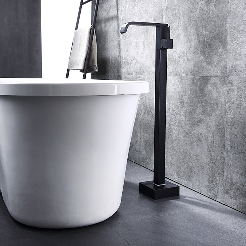 Modern Floor Mounted Metal Freestanding Tub Filler Freestanding High Arc Tub Faucet Set
